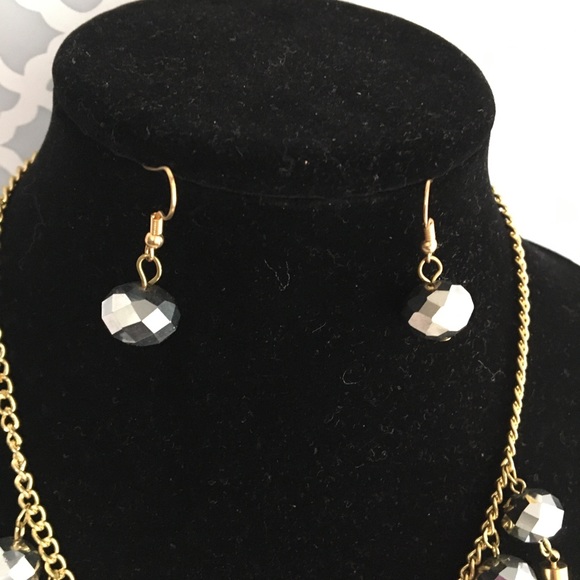 ⚡️ FLASH - Gray fringes necklace set - Picture 5 of 5